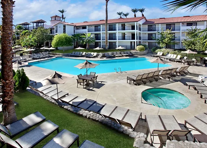 Hotels with tennis Embassy Suites By Hilton Palm Desert